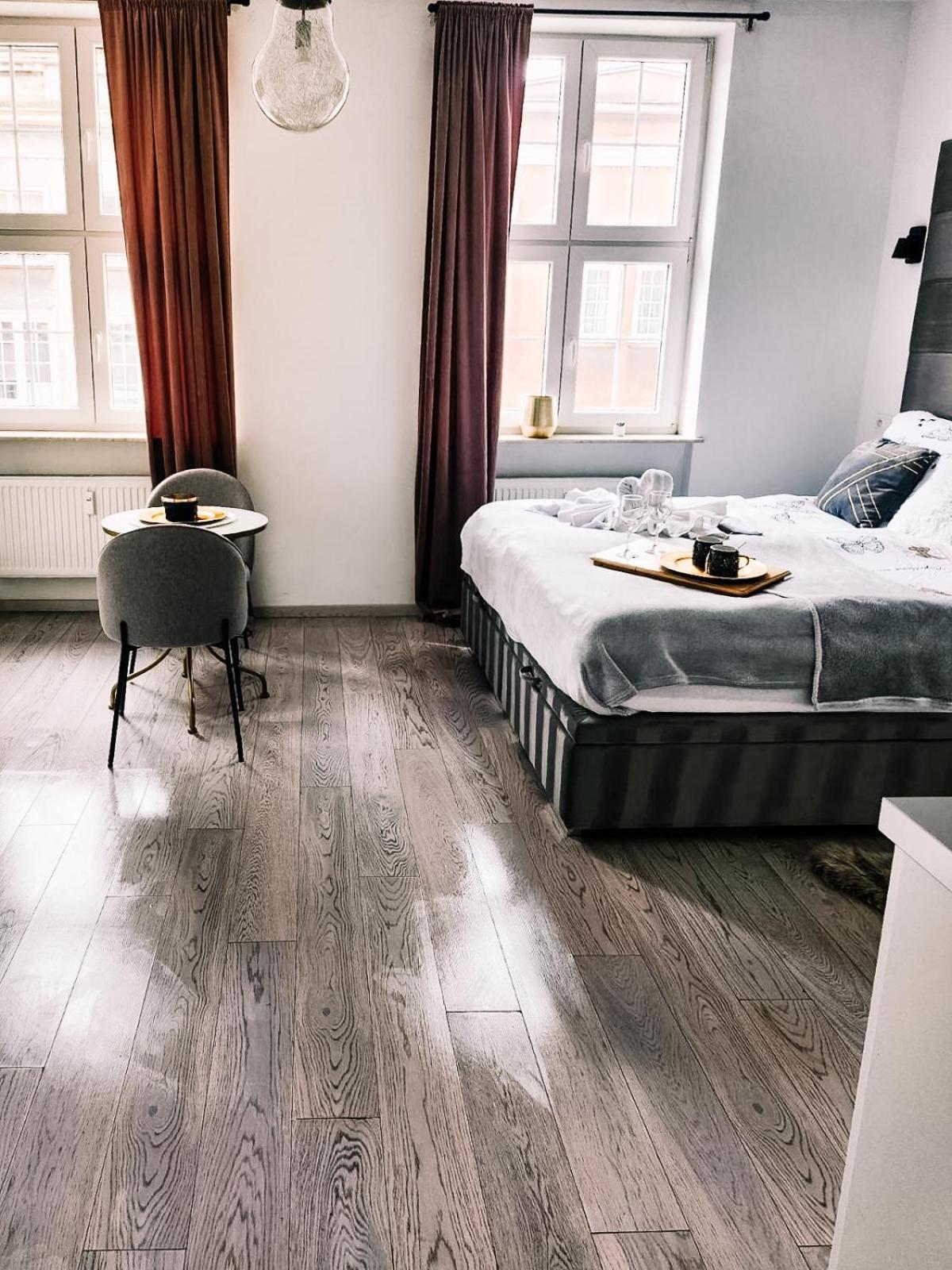 Cloud 9 King Size Bed - Old Town View Gdansk Ogarna Appartement Buitenkant foto