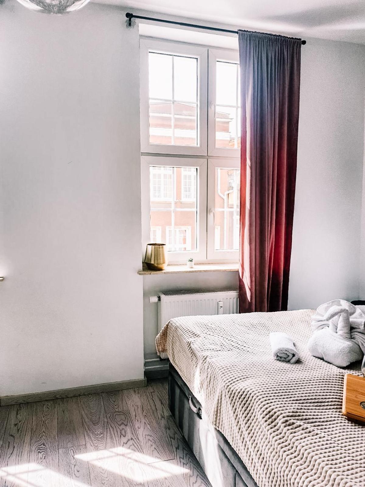 Cloud 9 King Size Bed - Old Town View Gdansk Ogarna Appartement Buitenkant foto